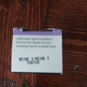 Beige 3 Matte wear foundation